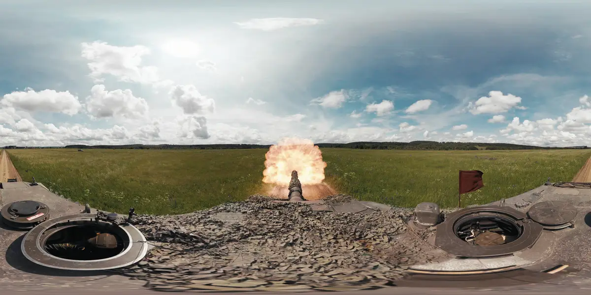 Mission Vorwärts — mechanisierte Kräfte, Panzer beim Schießen aus der Kommandantenluke