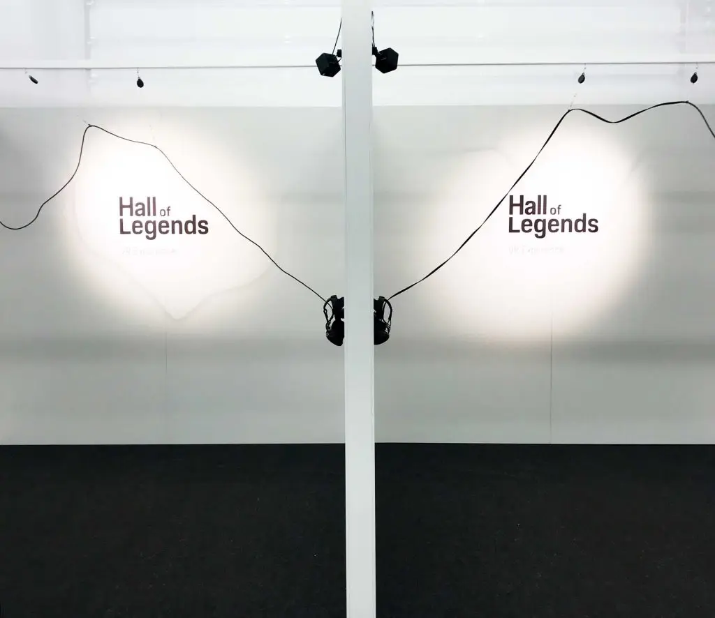 Porsche Hall of Legends — Doppelstation Setup